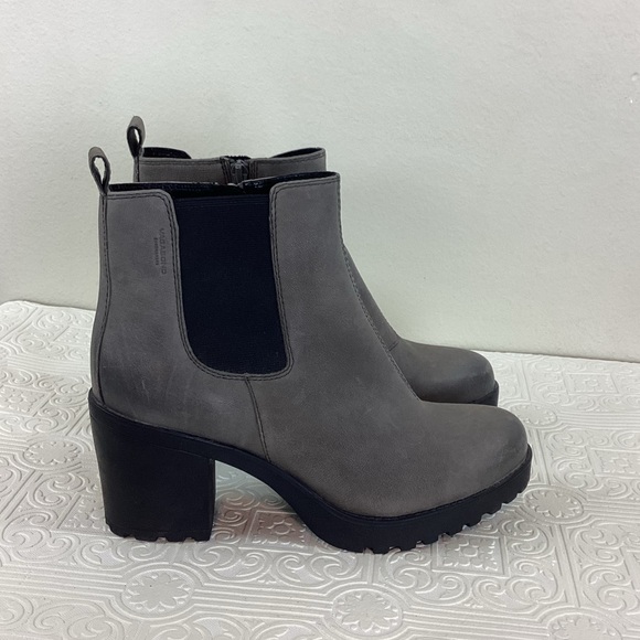 Vagabond Chunky Grace Nubuck Leather Chelsea Platform Heeled Ankle Boots - Picture 2 of 12